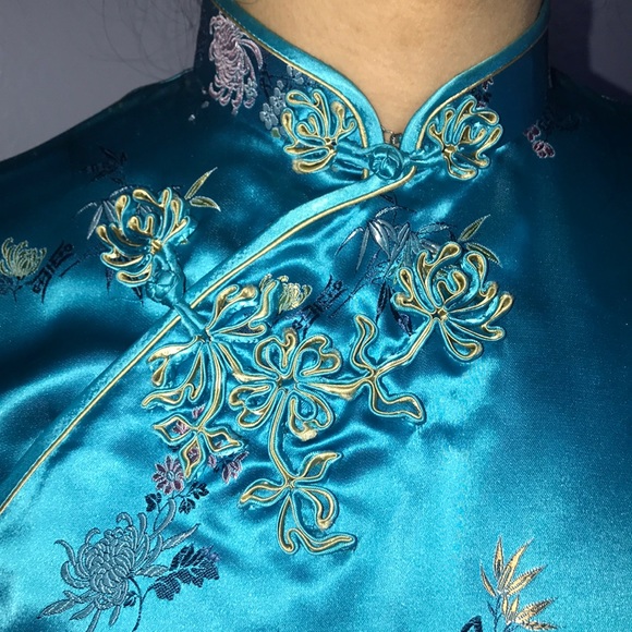 Chinese New Year Tradition Dress - Picture 3 of 4